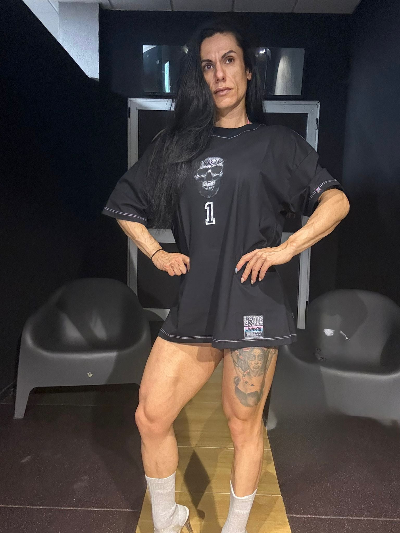 Oversized More Less (BLACK)
